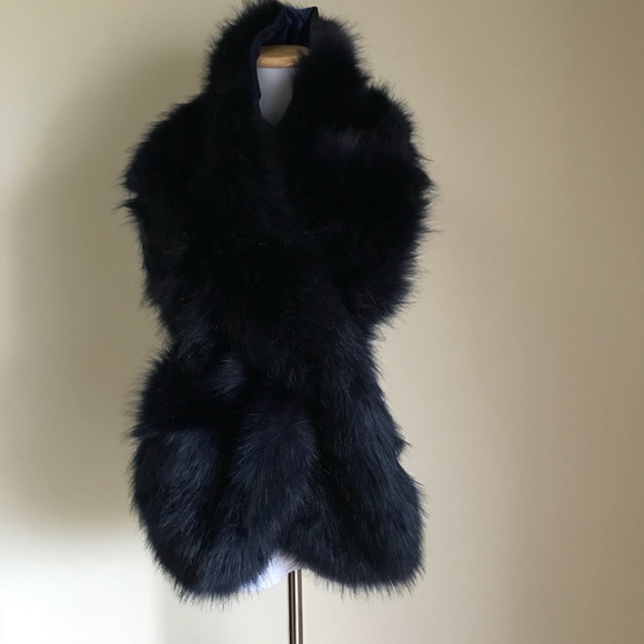 NWT Fux Fur Collar - Picture 2 of 3